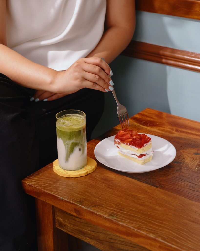 Keg minumain matcha cake